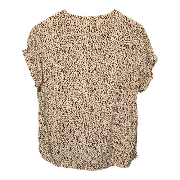 Gap Leopard Print Blouse Womens Size Large Short Sleeve Lightweight Mob Wife - Picture 2 of 9